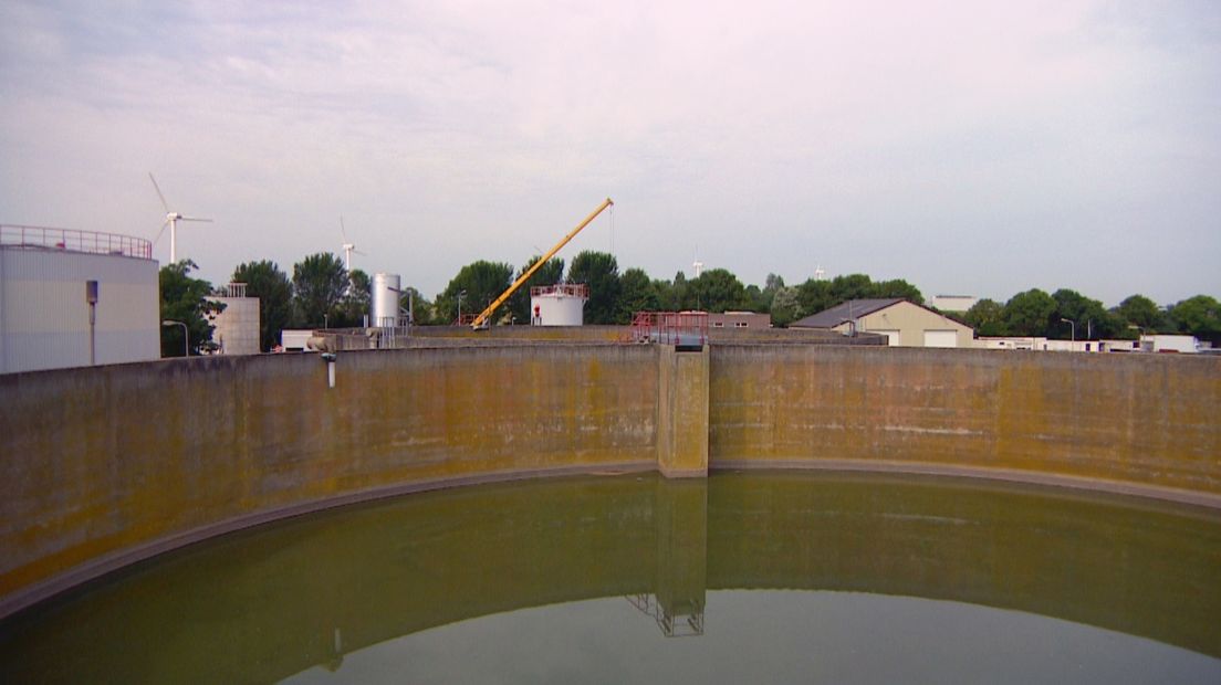 Verbouwing rioolwaterzuiveringsinstallatie bij Ritthem
