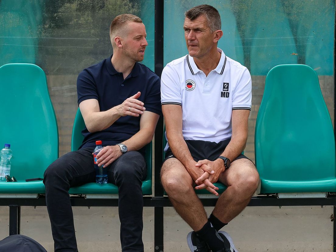 Niels van Duinen met Excelsior-trainer Marinus Dijkhuizen