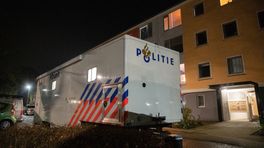 Overleden persoon in woning, politie start onderzoek