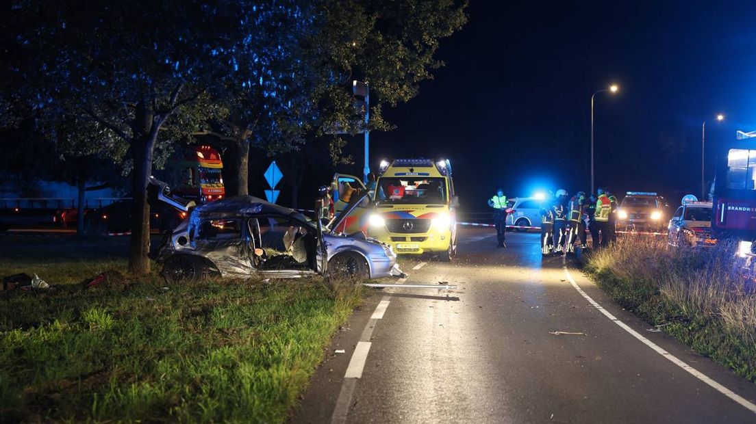 Twee gewonden bij eenzijdig ongeluk in Zuna.