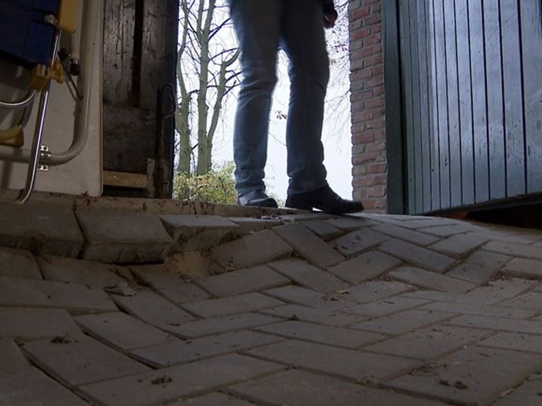 Flinke verzakkingen in sommige huizen (Rechten: RTV Drenthe)