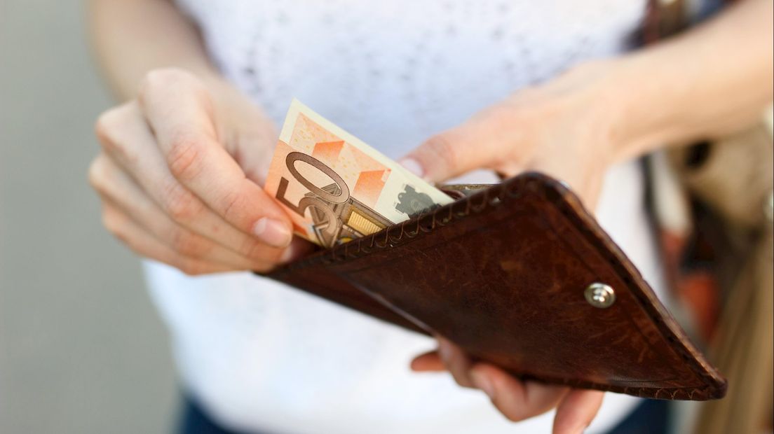 Enschede verlaagt uitkeringsboetes