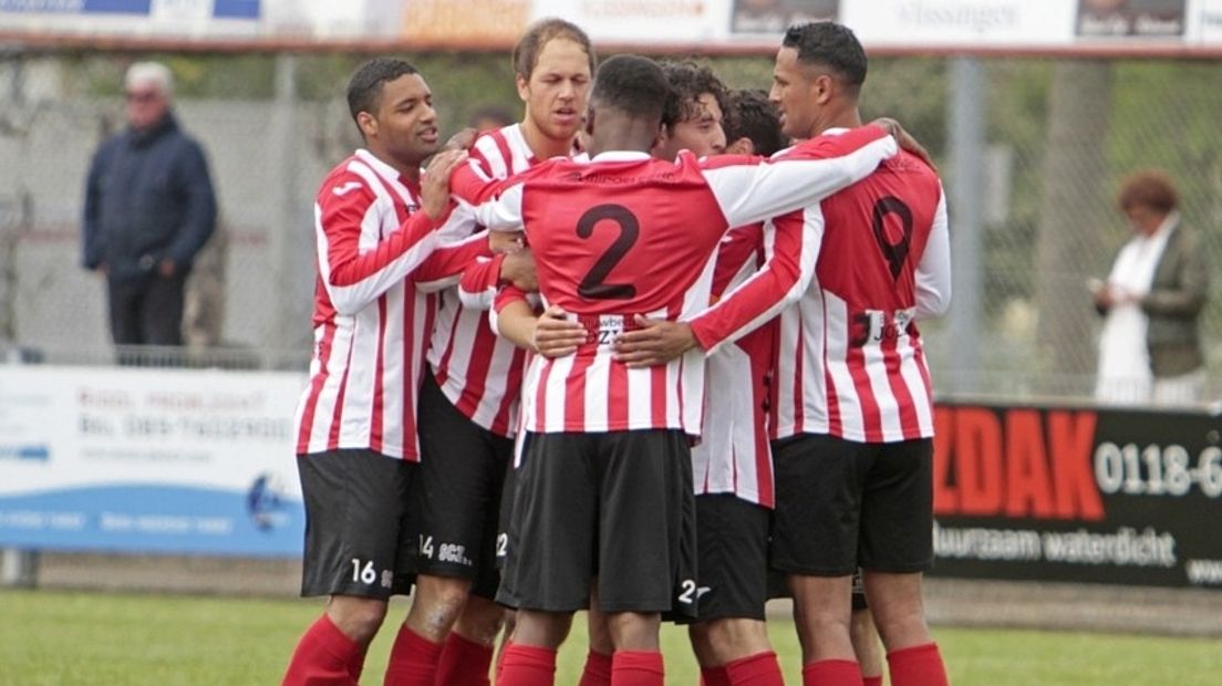 Roerige jaren voor jubilaris VC Vlissingen (video)