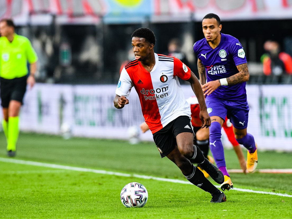Tyrell Malacia in actie bij Feyenoord