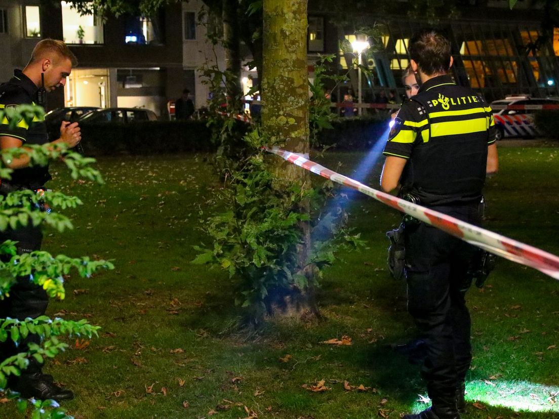 Vrouw neergestoken in Rotterdam-Carnisse
