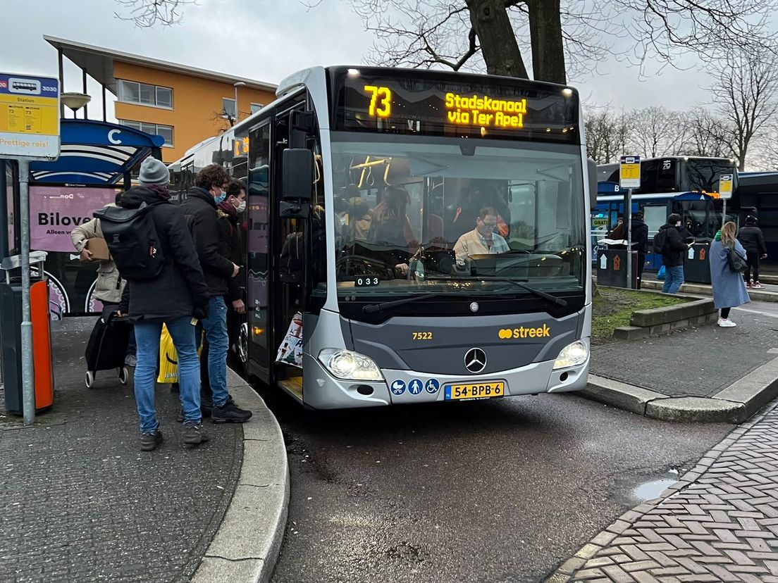 Buslijn_73_Qbuzz_Station_Emmen