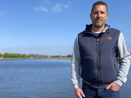 Het waterbassin op de camping van Jos zit al vol en dus heeft hij tijdens Pinksteren even niets aan plassende toeristen