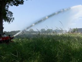 Brandweer oefent met blusrobot: ‘Het apparaat voelt zich thuis op plekken waar geen mens kan komen’