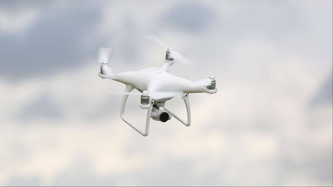 Drone / drones