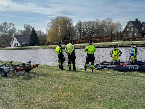 112 nieuws: Onderzoek in kanaal Almelo - De Haandrik in verband met dood Jihad Jafo