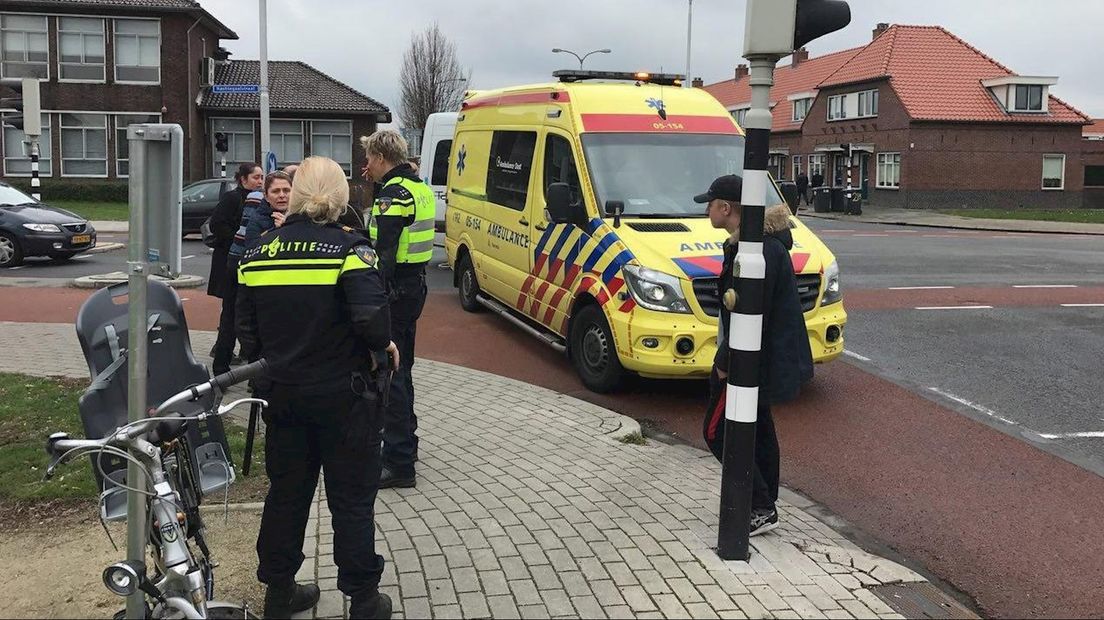 Vrouw gewond na val met fiets