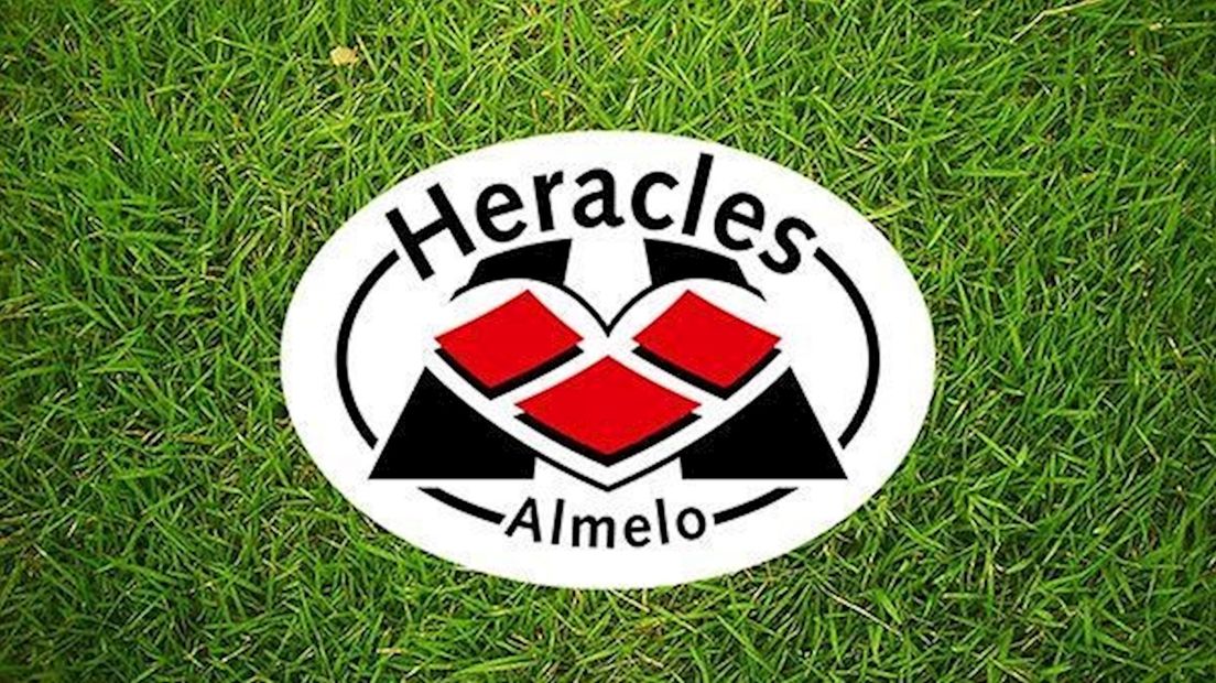Drie proefspelers Heracles Almelo