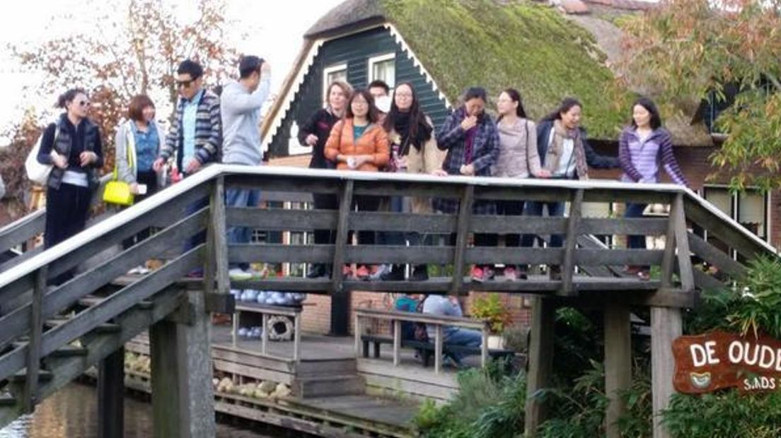 Toeristen in Giethoorn
