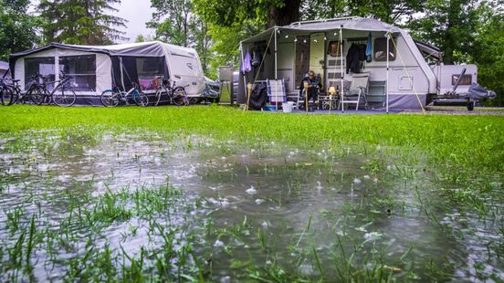 De vakantie is kletsnat begonnen