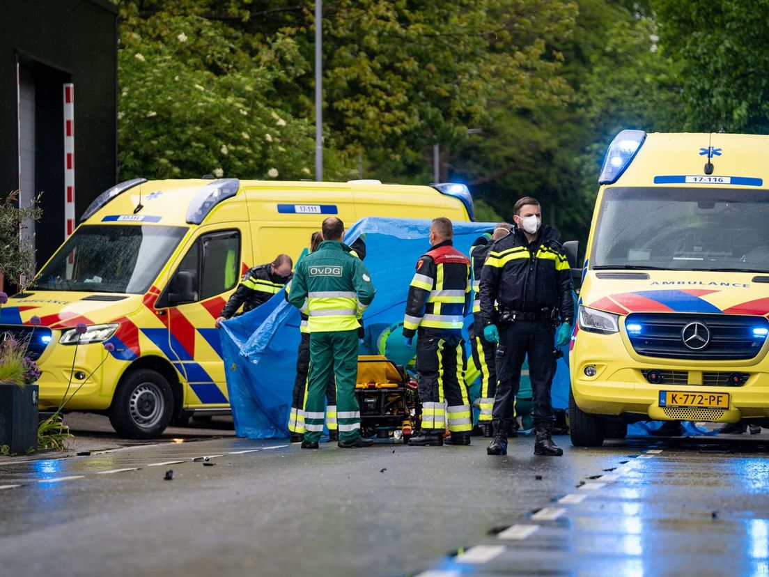 Motorrijder Verongelukt In Pernis - Rijnmond