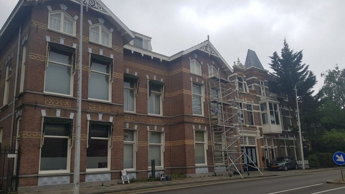Een van de bekendste verkamerde panden in Leiden staat aan de Haagweg waar 37 studenten wonen