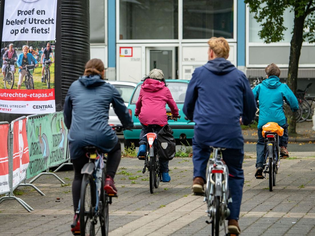 Combineer een prachtige fietsroute met het genot van heerlijke versnaperingen: fiets mee met de RTV Utrecht route tijdens de Utrechtse Etapas