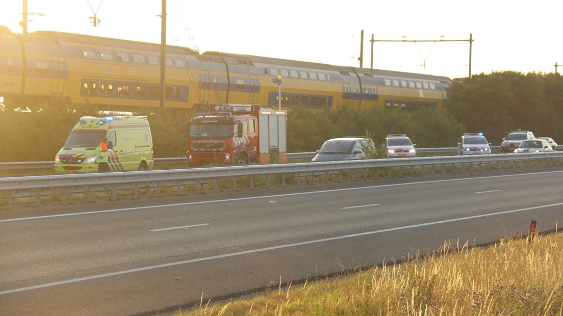 De trein staat stil ter hoogte van het Mallardviaduct