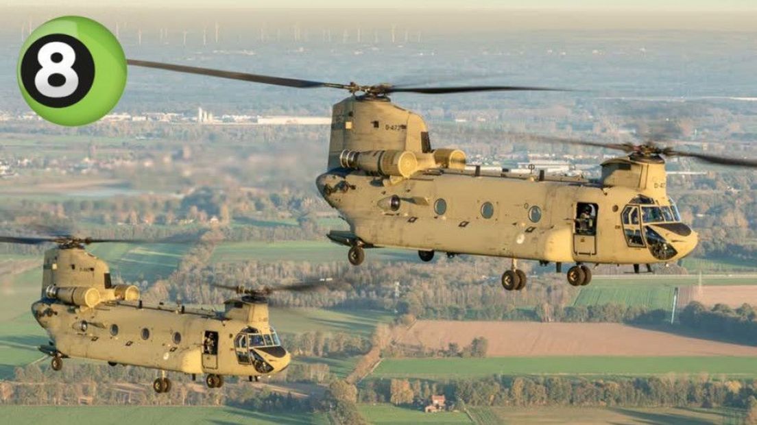 Fly-by met Chinook-helikopters voor overleden militair