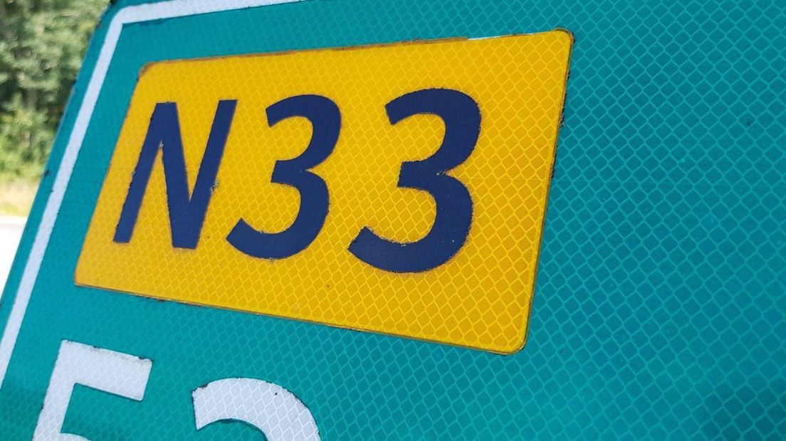 Een bordje lang de N33