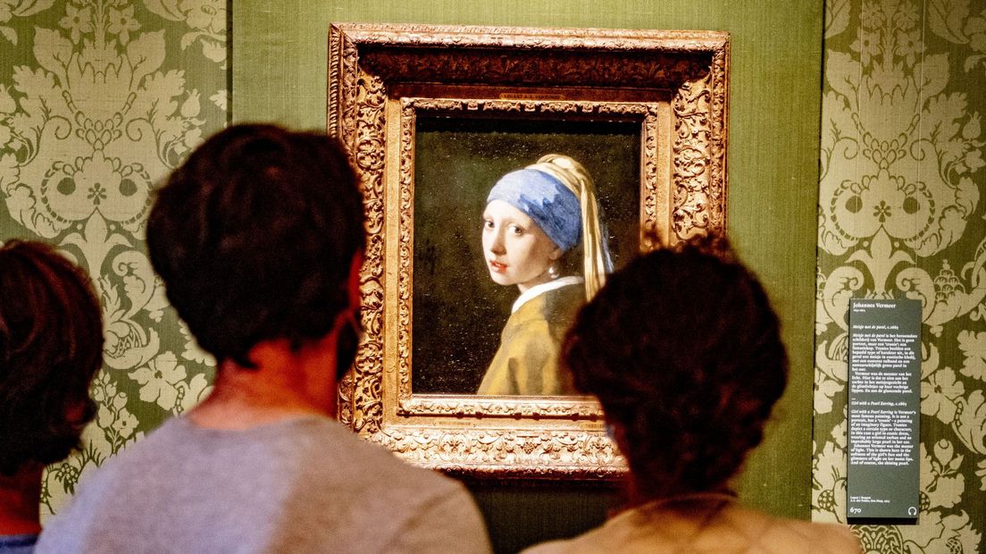 Archieffoto van het Meisje met de parel in het Mauritshuis