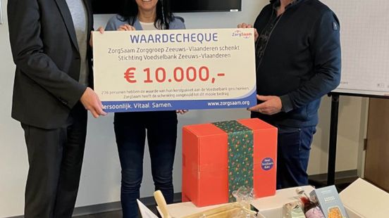 Kerstgedachte ziekenhuismedewerkers levert voedselbank duizenden euro's op