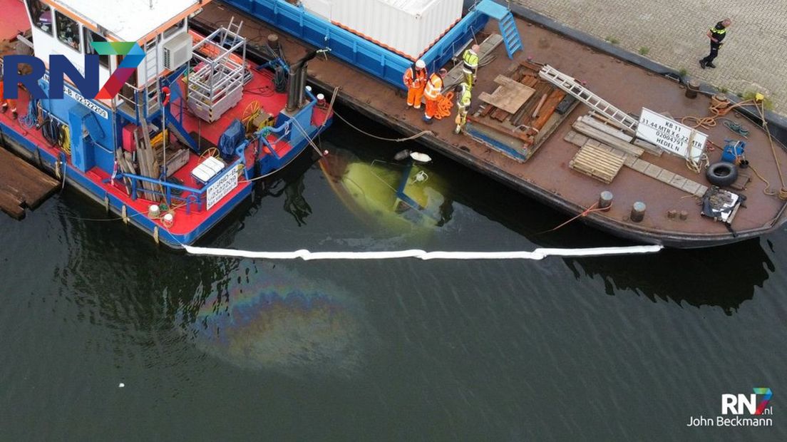Boot gezonken in Maas-Waalkanaal