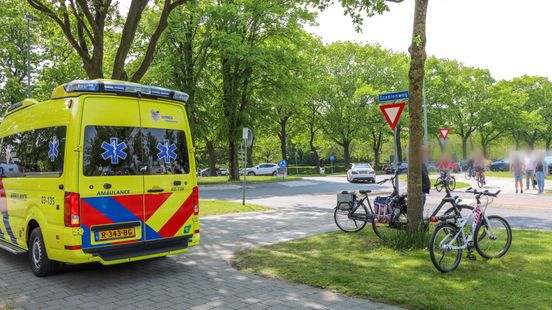 Fietsster aangereden voorafgaand aan FC Emmen-Feyenoord. Fietsster aangereden voorafgaand aan FC Emmen-Feyenoord.