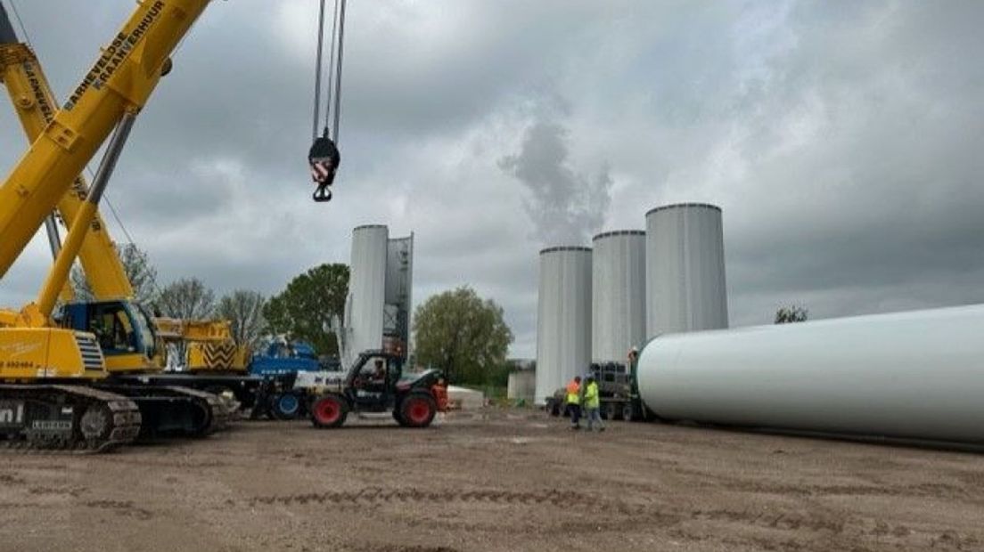 Windturbines Duiven in aanbouw