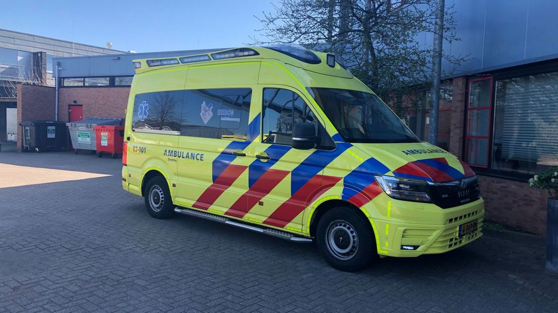 Nieuwe ambulance van ambulancezorg UMCG