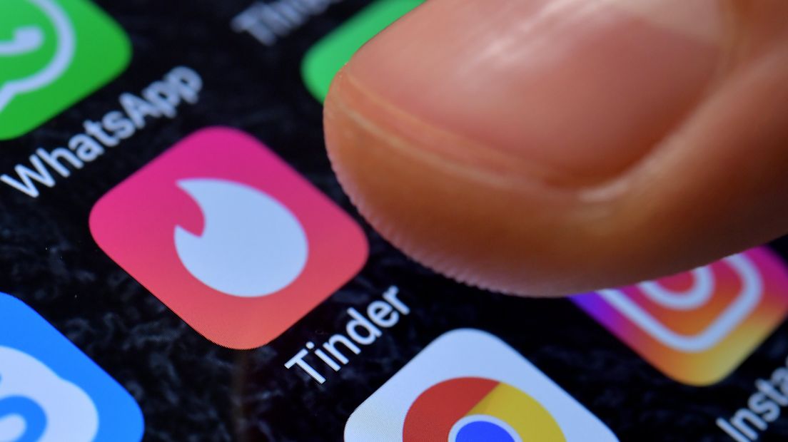 De man perste zijn slachtoffers af nadat hij via Tinder contact had gelegd (Rechten: EPA/Sascha Steinbach)