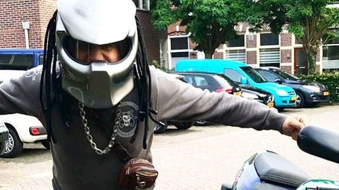 Ayhan B. zorgde voor de beveiliging binnen No Surrender