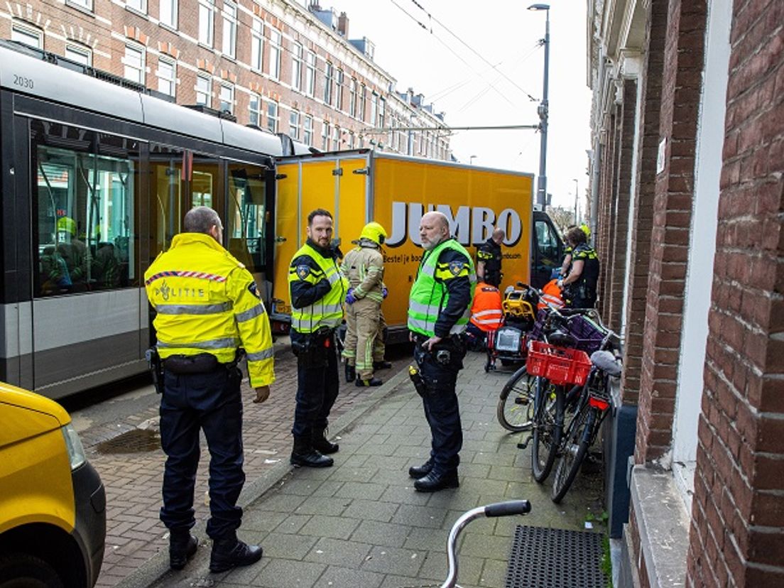 De aanrijding in de Zaagmolenstraat.