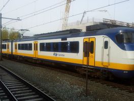 NS-medewerker op spoor geduwd op station Gouda
