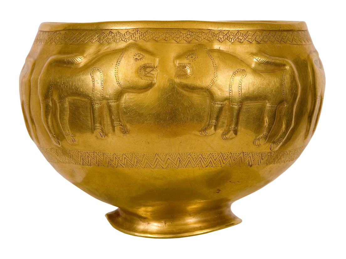 Gouden kom op kleine holle voet, 2100-1800 v.Chr., afkomstig uit een graf in Vanadzor,  © History Museum of Armenia, Jerevan, 2022