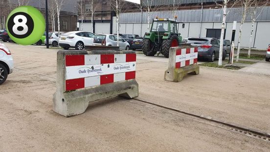 Betonblokken op DRU-terrein moeten drifters stoppen