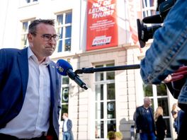 Haagse coalitie houdt boot af, Richard de Mos voorlopig niet in college