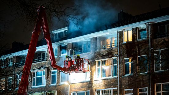 Verwarde bewoner sticht brand in eigen woning in Rotterdam-West: 'Ik ga dood, brand!'