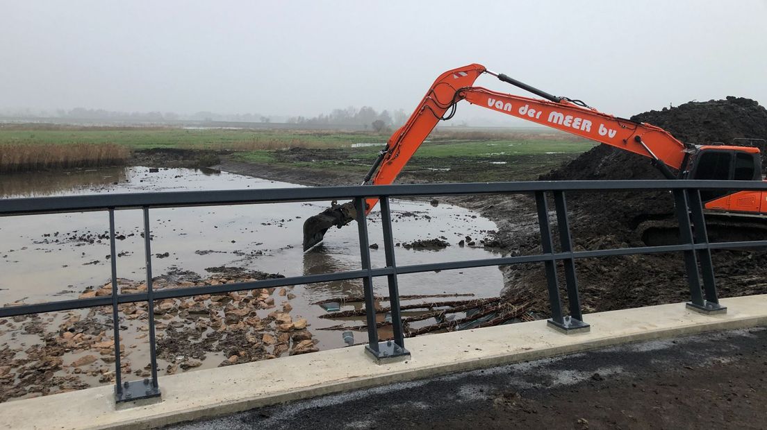 De bevervallei gezien vanaf de brug in de Dijkweg