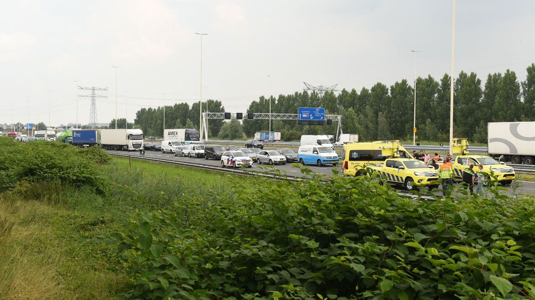 Verkeer dat vaststaat na ongeluk A2 werd omgeleid