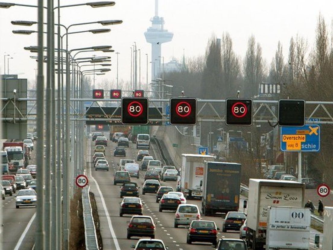 De oude 80 km/u situatie op de A13