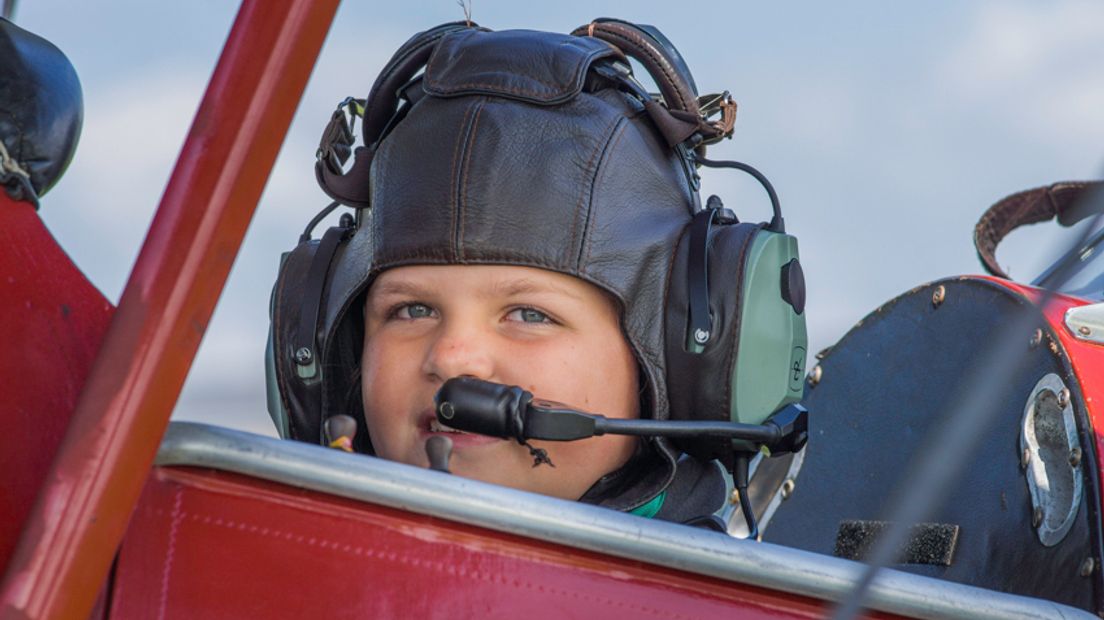 Kinderen genieten ook tijdens de luchtvaartdagen