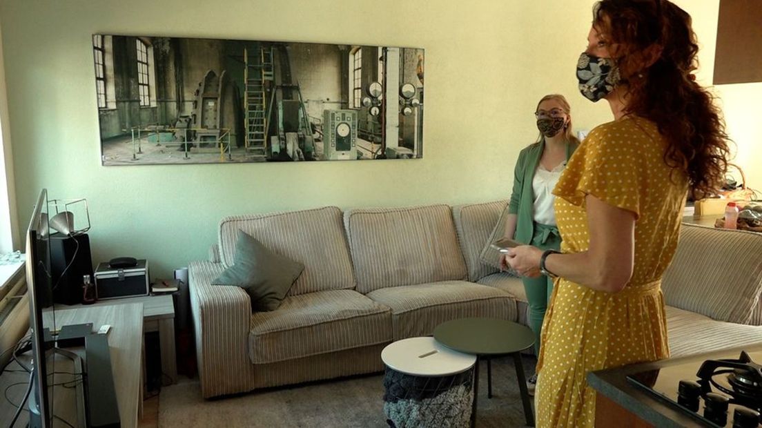 Louise Miller zoekt een woning, maar dat is niet gemakkelijk.