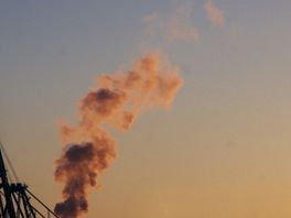 'Ze schoffeert de raad': wethouder houdt vast aan 'smeerpijp' met warmte uit Rotterdamse haven