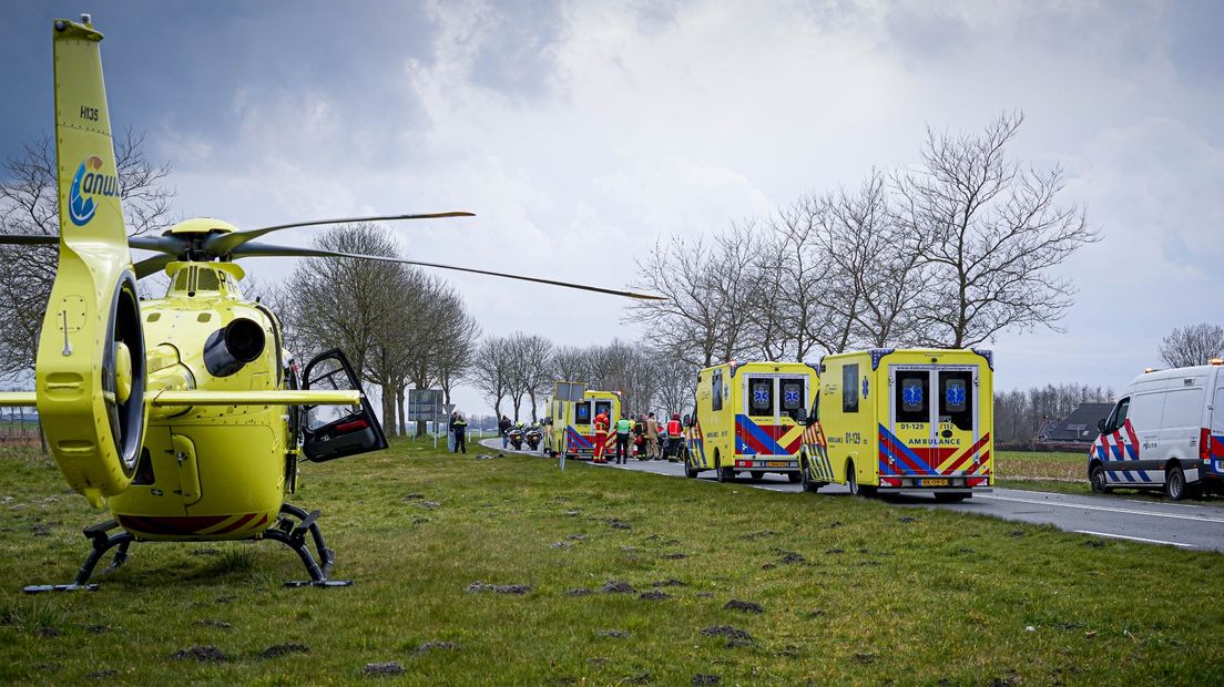 Hulpdiensten op de plek van het ongeval