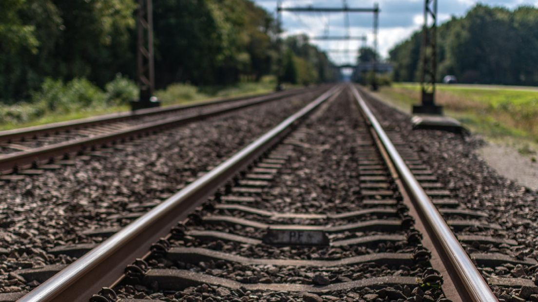 Het spoor tussen Groningen en Assen