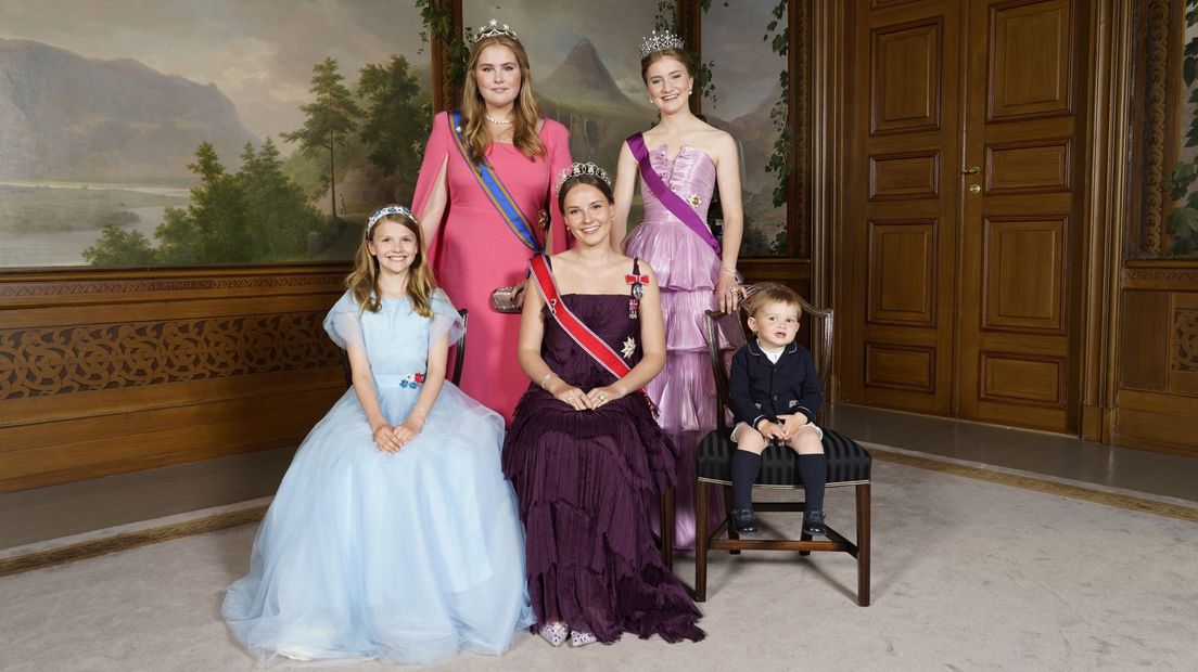 Amalia afgelopen vrijdag op een groepsfoto in Oslo