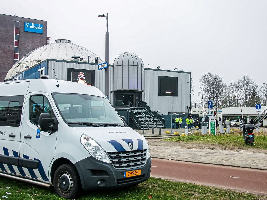 Inval bij Club Blu