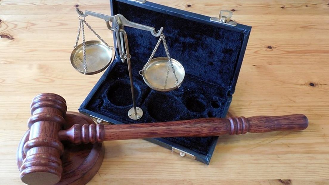Een vrachtwagenchauffeur heeft een werkstraf gekregen voor een ongeval met tieners uit Hoogeveen (Rechten: Pixabay.com)