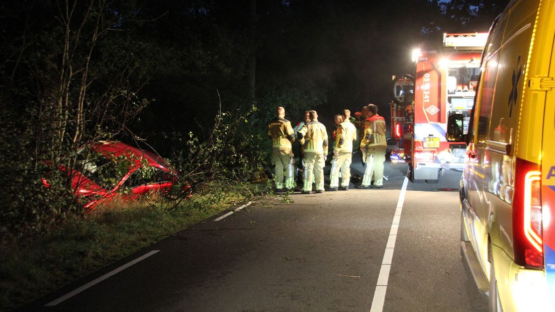 De auto kwam in een sloot tot stilstand